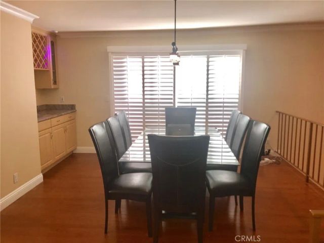 17807 Devonshire Street 4, Northridge, CA 91325