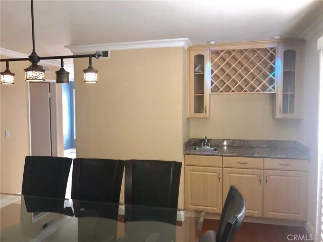 17807 Devonshire Street 4, Northridge, CA 91325