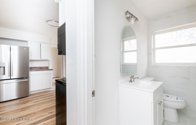 3700 Taylorsville Rd, Louisville, KY 40220