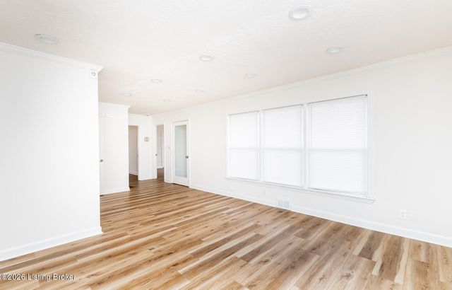 3700 Taylorsville Rd, Louisville, KY 40220