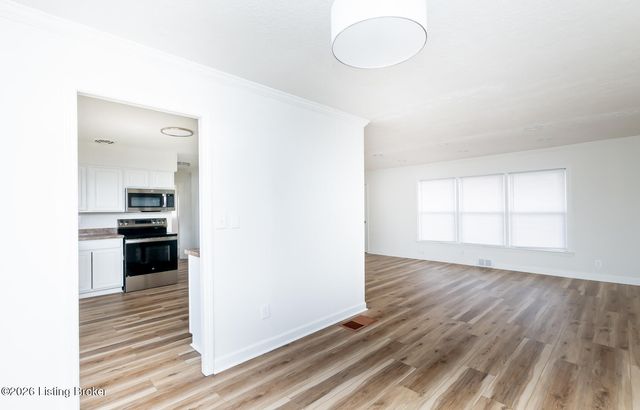 3700 Taylorsville Rd, Louisville, KY 40220