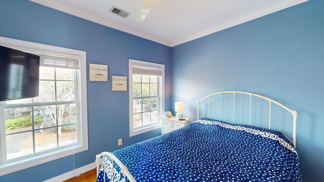 15 Yacht Harbor Court, Isle Of Palms, SC 29451