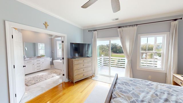 15 Yacht Harbor Court, Isle Of Palms, SC 29451