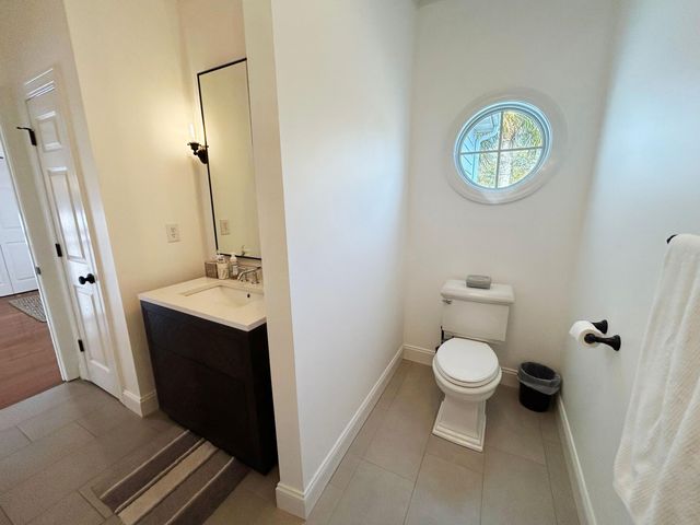 15 Yacht Harbor Court, Isle Of Palms, SC 29451