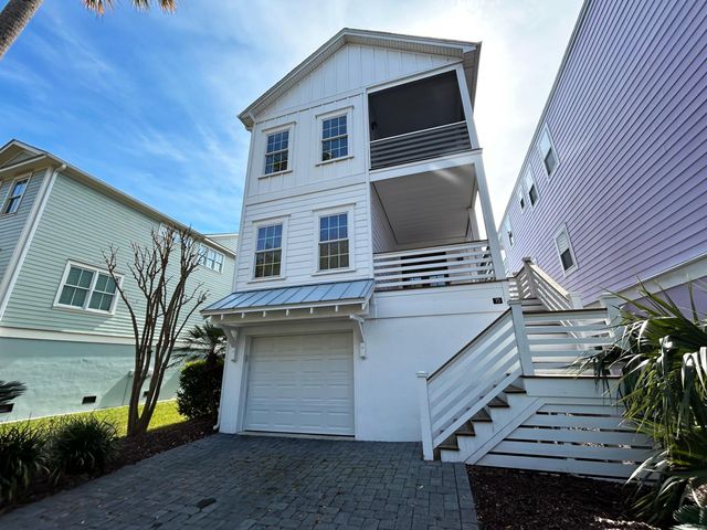 15 Yacht Harbor Court, Isle Of Palms, SC 29451