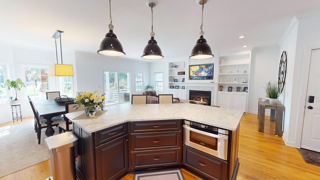 15 Yacht Harbor Court, Isle Of Palms, SC 29451