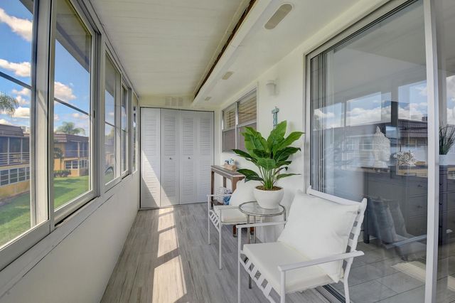 461 N Brittany J, Delray Beach, FL 33446