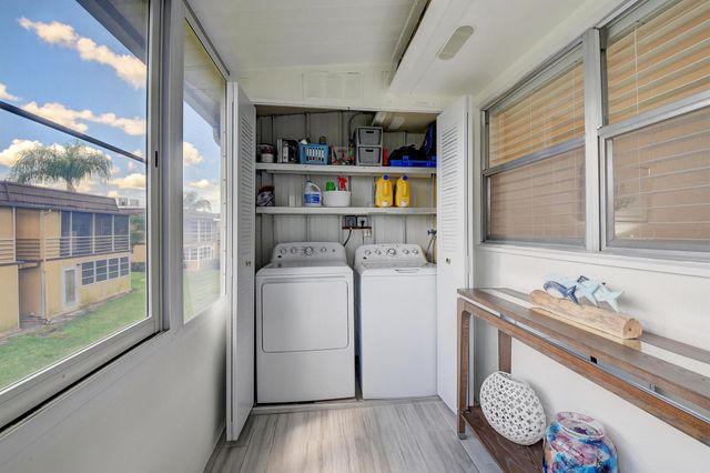 461 N Brittany J, Delray Beach, FL 33446