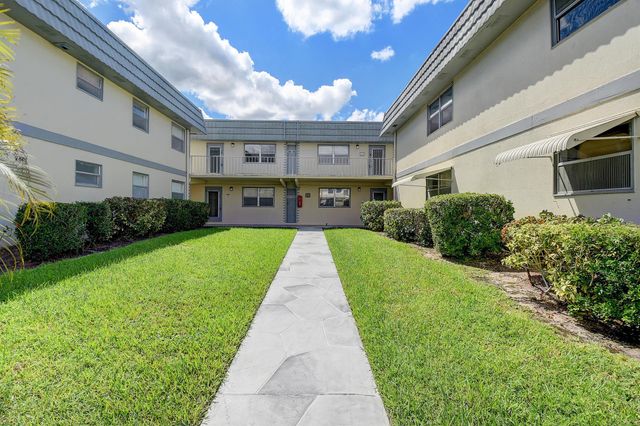 461 N Brittany J, Delray Beach, FL 33446
