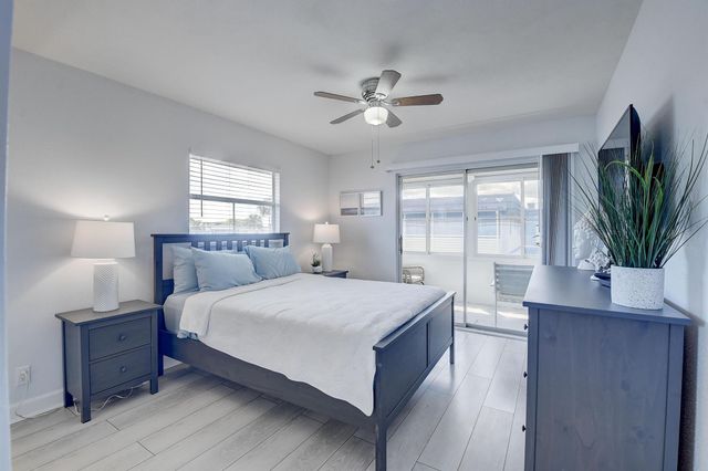 461 N Brittany J, Delray Beach, FL 33446