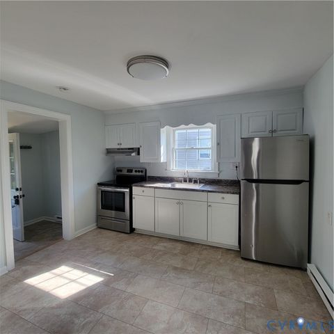 2022 Dupuy Rd, Petersburg, VA 23803
