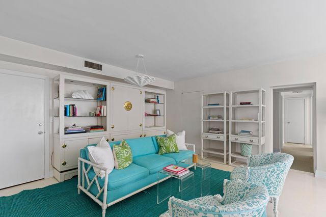 2800 N FLAGLER Drive 404, West Palm Beach, FL 33407