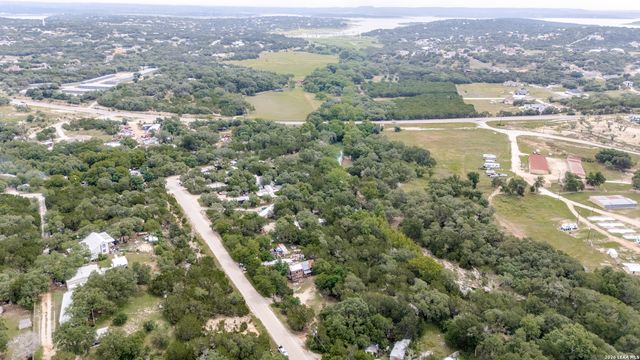 235 Sir Arthur Way, Canyon Lake, TX 78133