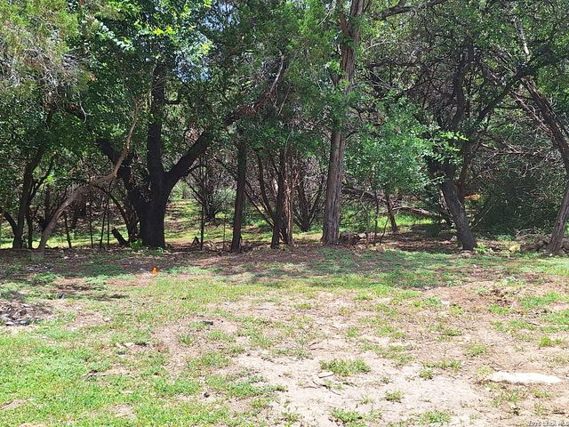 235 Sir Arthur Way, Canyon Lake, TX 78133