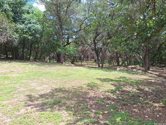 235 Sir Arthur Way, Canyon Lake, TX 78133