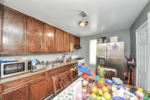 8414 Garland Street, Houston, TX 77017