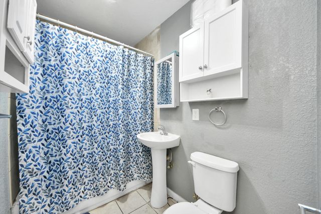 8414 Garland Street, Houston, TX 77017