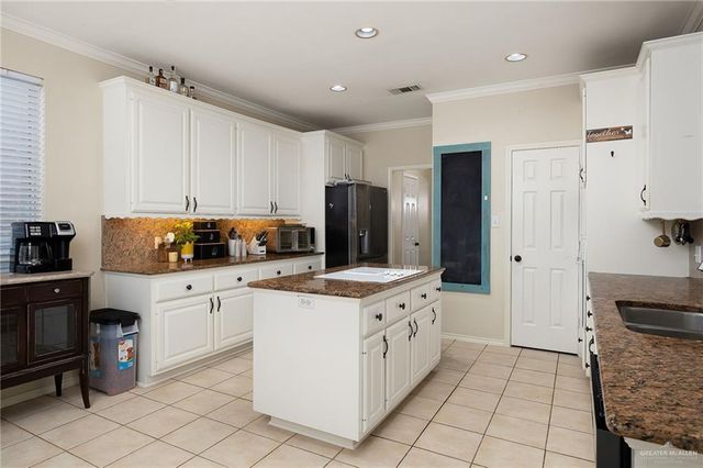 2906 San Efrain Street, Mission, TX 78572