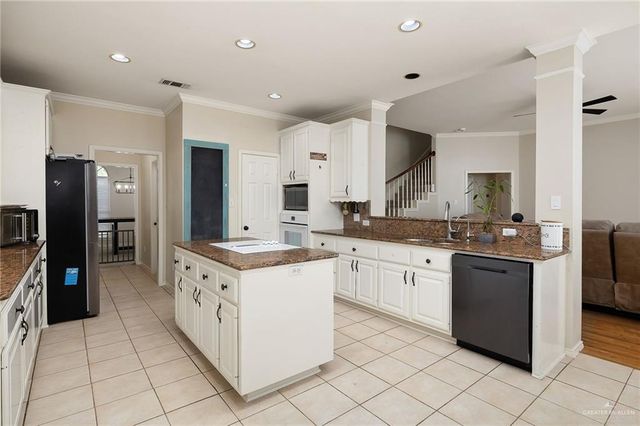 2906 San Efrain Street, Mission, TX 78572