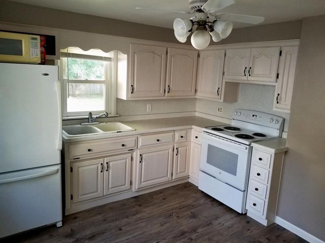 1147 WIRTZ AVENUE, Green Bay, WI 54304