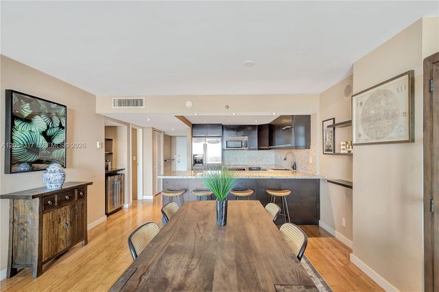 2625 Collins Avenue 1609, Miami Beach, FL 33140