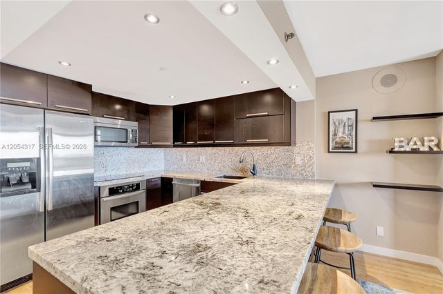 2625 Collins Avenue 1609, Miami Beach, FL 33140