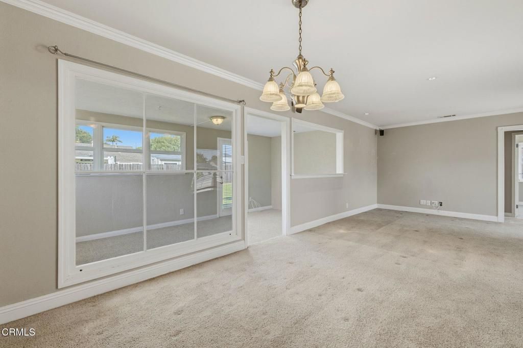 Image 18 of property listing at 511 Eva Street, Ventura, CA 93003