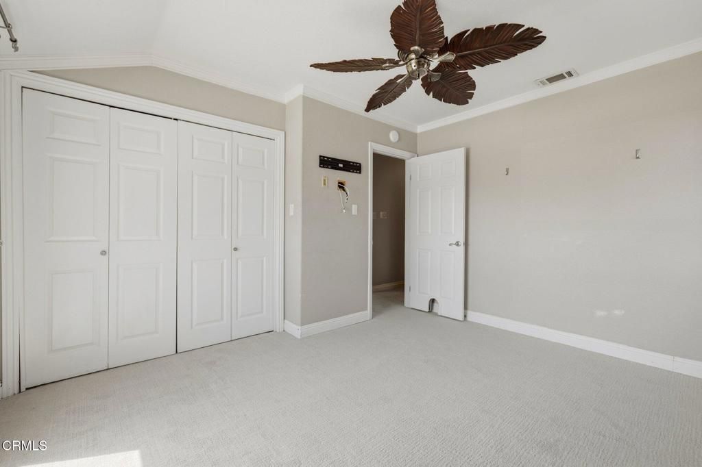 Image 3 of property listing at 511 Eva Street, Ventura, CA 93003