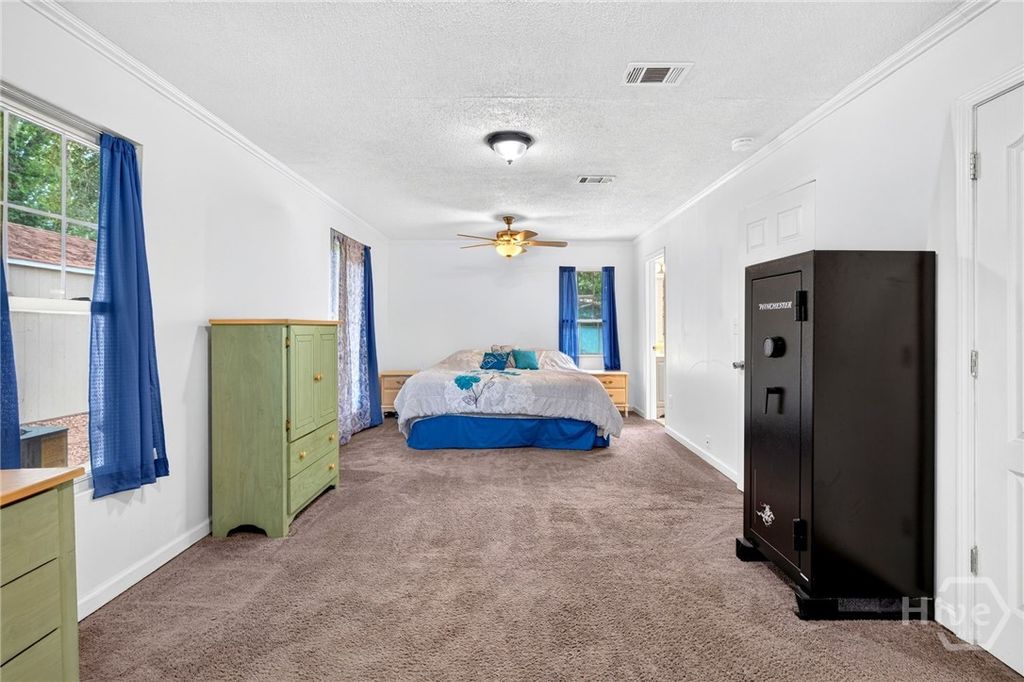 Image 20 of property listing at 802 Walthour Road, Savannah, GA 31410