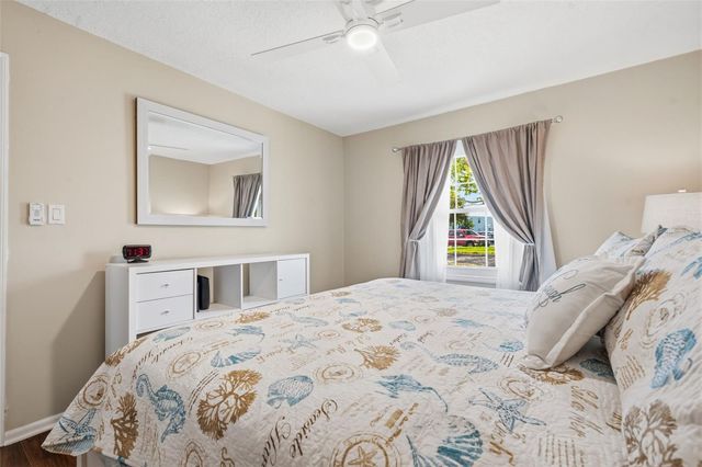 5117 SALMON DRIVE SE B, St Petersburg, FL 33705