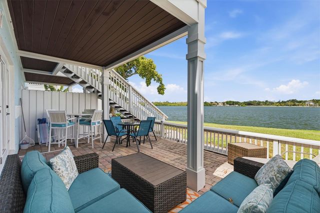 5117 SALMON DRIVE SE B, St Petersburg, FL 33705