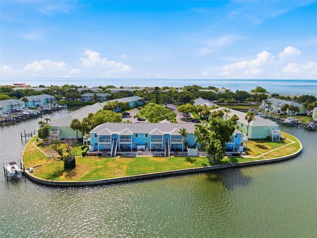 5117 SALMON DRIVE SE B, St Petersburg, FL 33705