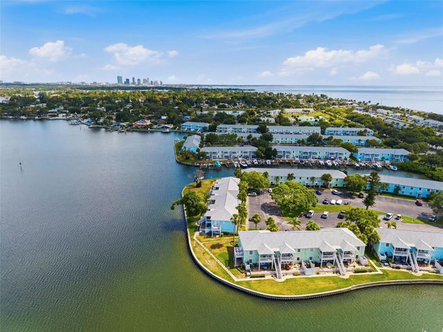 5117 SALMON DRIVE SE B, St Petersburg, FL 33705