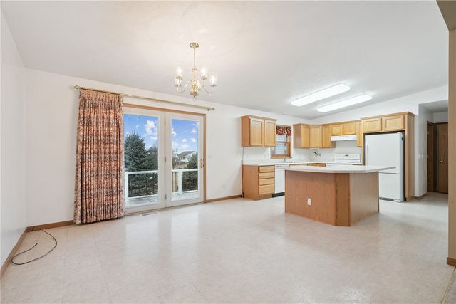 509 Florence Street, Norway, IA 52318