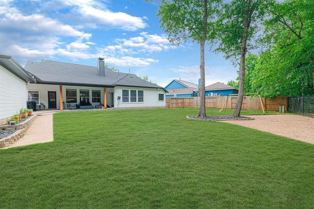2106 Tessie Cove Lane, Spring, TX 77386