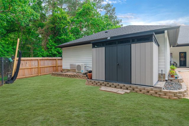 2106 Tessie Cove Lane, Spring, TX 77386