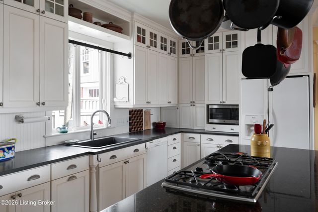 1700 Cherokee Rd, Louisville, KY 40205