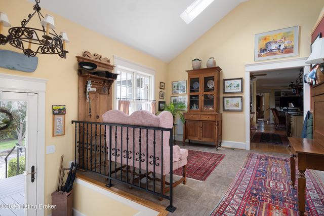 1700 Cherokee Rd, Louisville, KY 40205