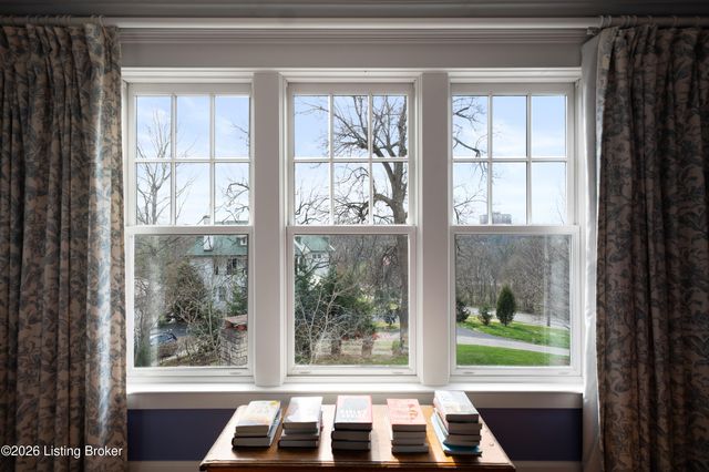 1700 Cherokee Rd, Louisville, KY 40205