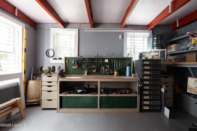 1700 Cherokee Rd, Louisville, KY 40205