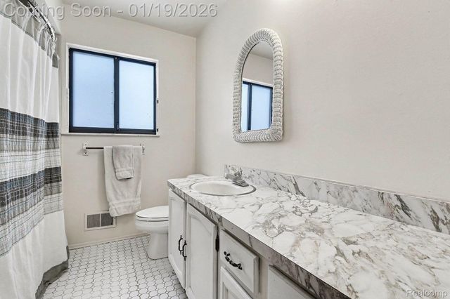 3783 Maiden Street, Waterford Charter Township, MI 48329