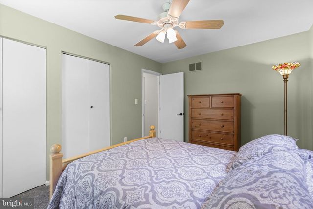 8250 RAILROAD AVE, Pasadena, MD 21122