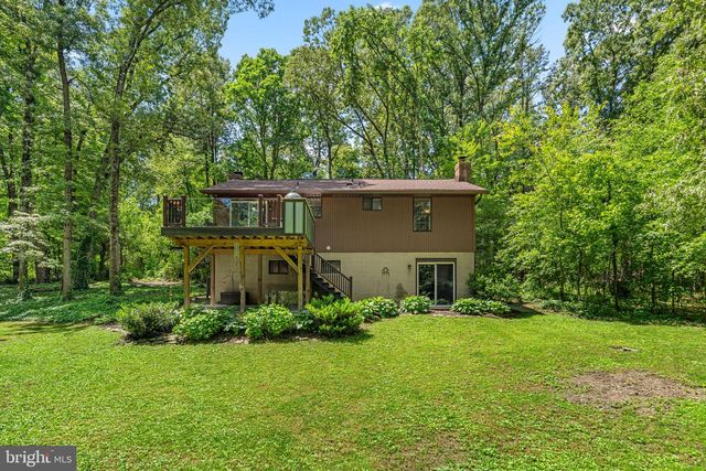 8250 RAILROAD AVE, Pasadena, MD 21122