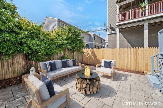61 Baxter St. 61, Boston, MA 02127