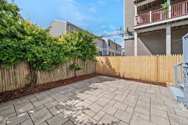 61 Baxter St. 61, Boston, MA 02127