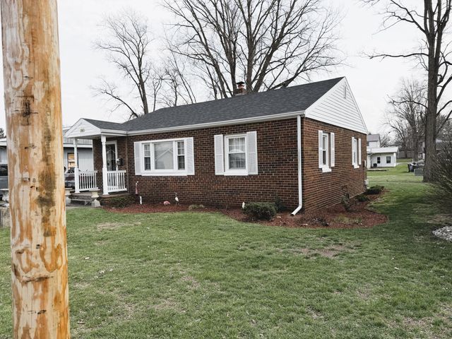 341 W Main Street, Winamac, IN 46996