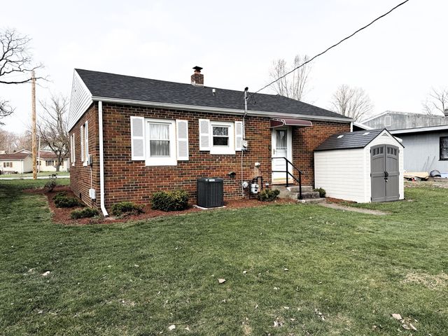 341 W Main Street, Winamac, IN 46996