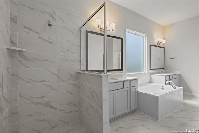 4519 Yoakum Valley, Schertz, TX 78108