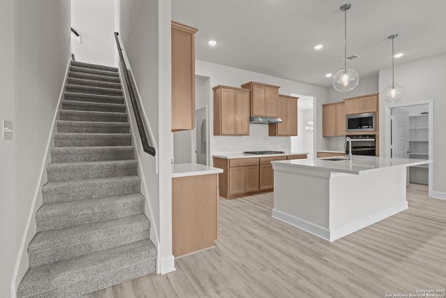 4519 Yoakum Valley, Schertz, TX 78108