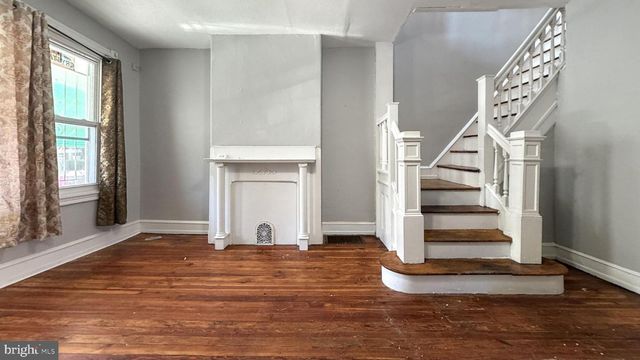 1249 ALDEN ST, Philadelphia, PA 19131